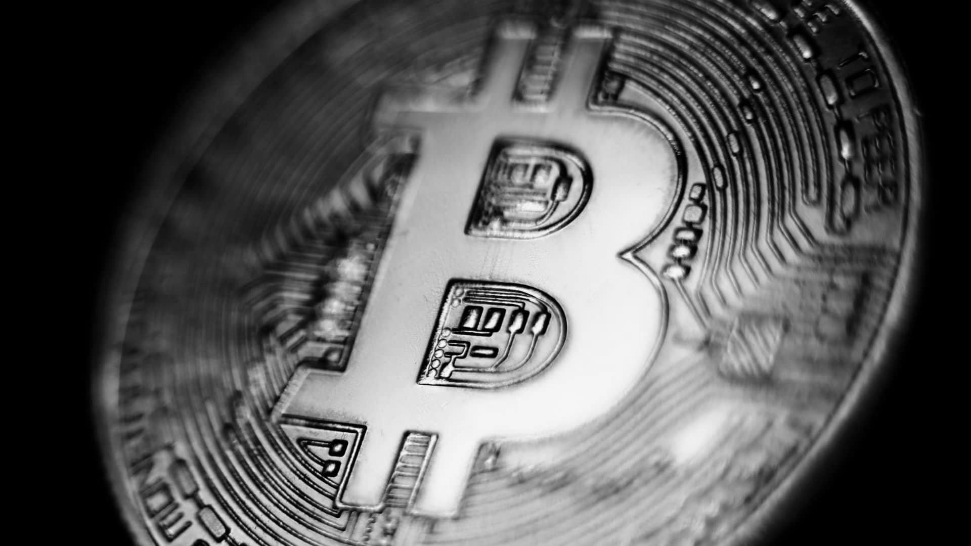 Bitcoin drops to hit lowest degree since July after inventory sell-off