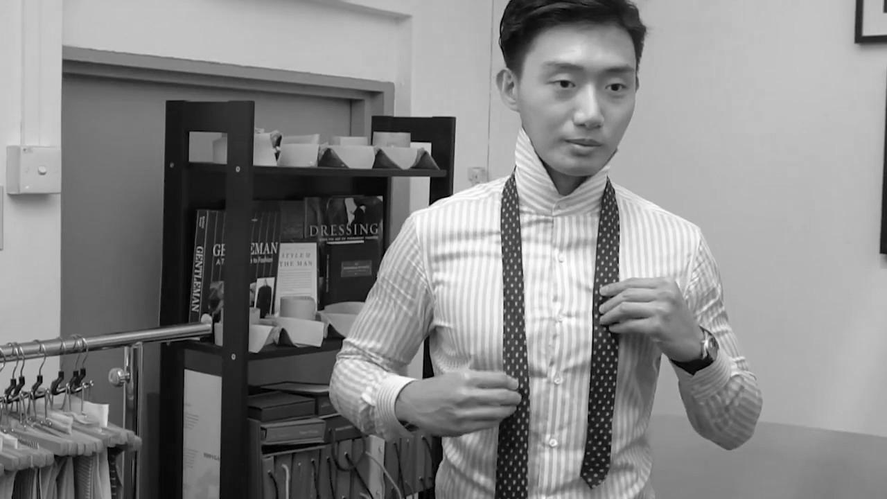 Learn how to tie a Full Windsor Knot